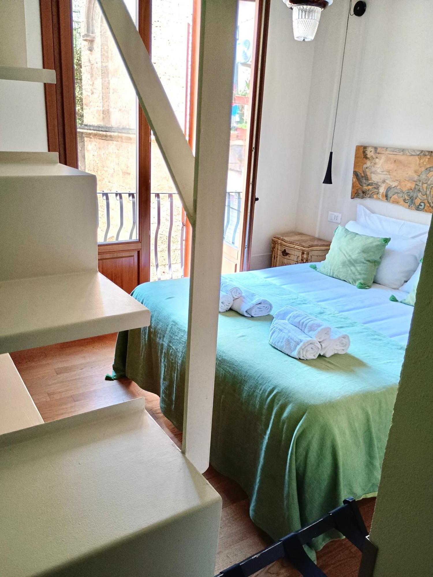 פלרמו Sette Fate Suites & Spa מראה חיצוני תמונה